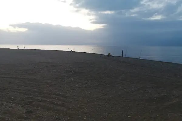 Pelitköy Bağlarburnu Sahili - Resim 13