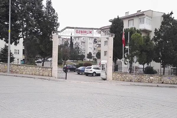 Öz Birlik Sitesi - Resim 3