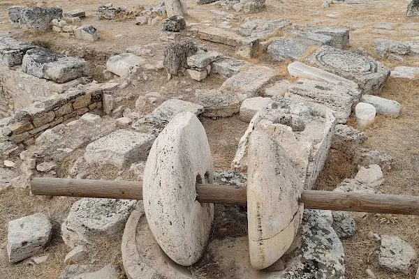 Hierapolis Antik Tiyatrosu - Resim 15