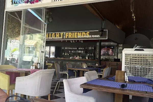 Cheers Restaurant - Resim 6