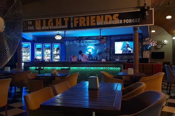 Cheers Restaurant - Resim 7