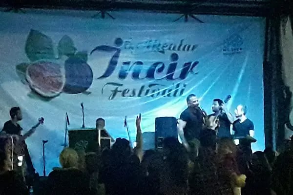 Akçalar Futbol Stadyumu - Resim 8