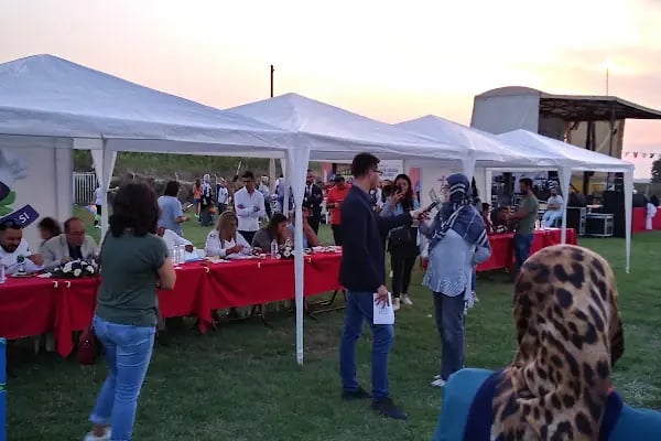 Akçalar Futbol Stadyumu - Resim 5