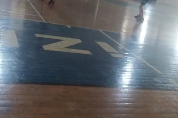 Serdar Yereli Spor Salonu - Resim 14