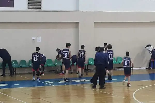 Serdar Yereli Spor Salonu - Resim 20