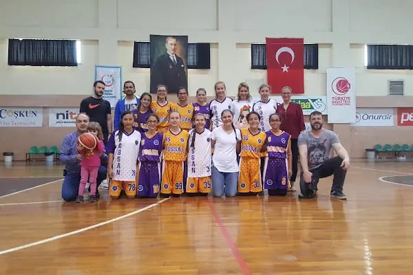 Serdar Yereli Spor Salonu - Resim 9