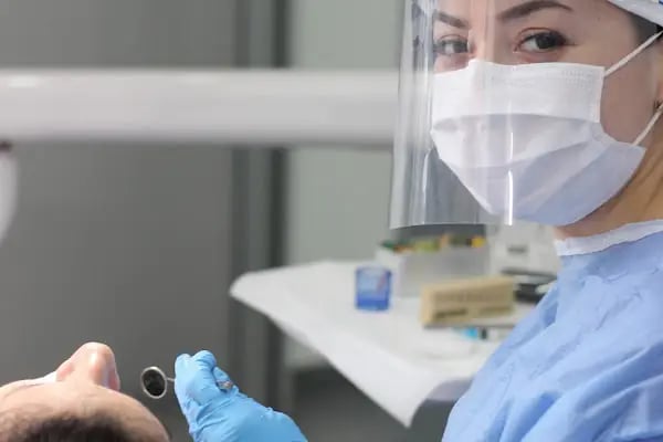 Özel Klinik Aydın Ağız ve Diş Sağlığı Polikliniği - Resim 11