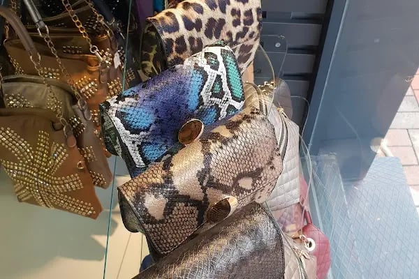 Santino Boutique - Resim 17
