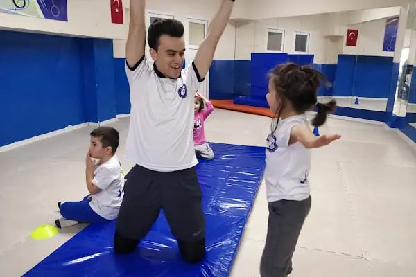ABS Spor Akademi Jimnastik-Karate - Resim 12