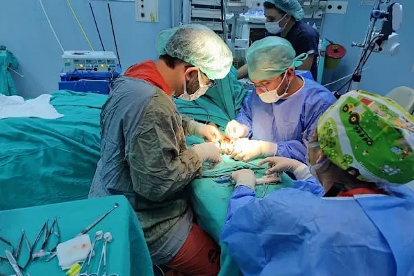 Dr. Erkan Sabri Ertaş, El Cerrahisi, Ortopedi ve Travmatoloji - Resim 1