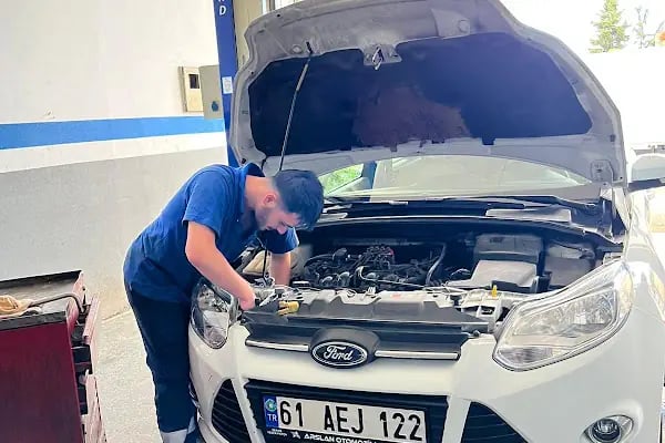 Arslan Otomotiv Özel Ford Servisi - Resim 2