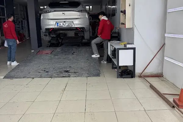 Pilot Garage Ceylanpınar Oto Ekspertiz ve Egzoz Emisyon Ölçüm İstasyonu - Resim 4
