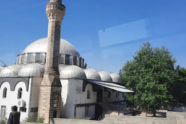 100. Yıl Behiye Hatun Cami - Resim 4