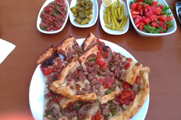 Çarşı Mevlana Pide Kebap İskender Salonu Sulu Yemek - Resim 5