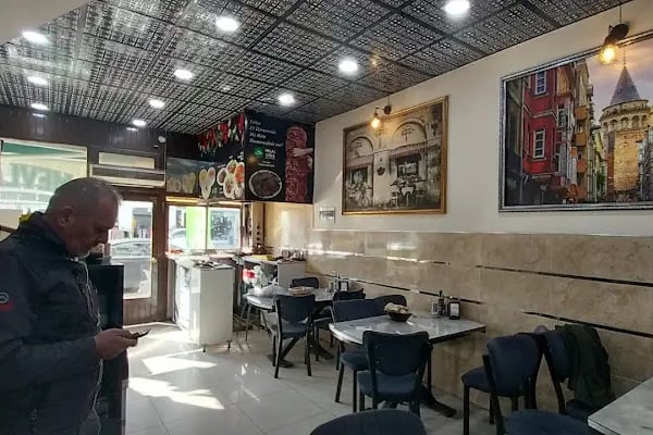 Çarşı Mevlana Pide Kebap İskender Salonu Sulu Yemek - Resim 2