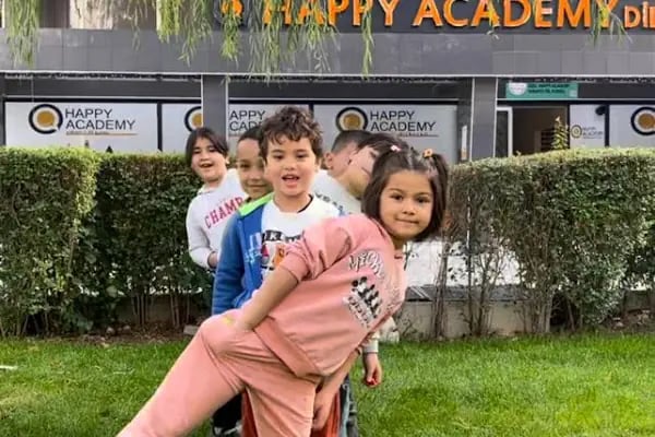 Happy Academy Yabancı Dil Kursu - Resim 10