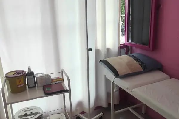 Ümrem Sağlık Kabini - Resim 2