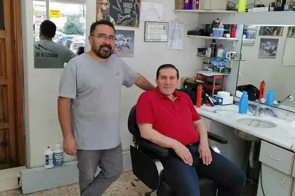 Zümrüt Erkek Kuaförü - Resim 11