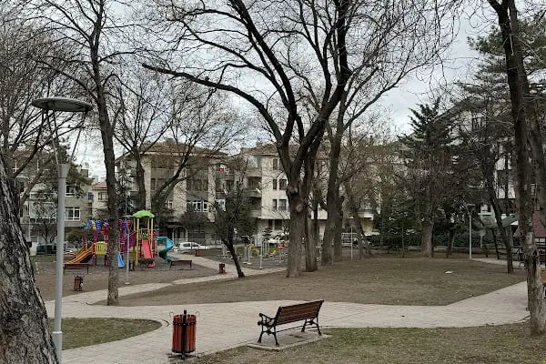 Hasan Esat Işık Parkı - Resim 2