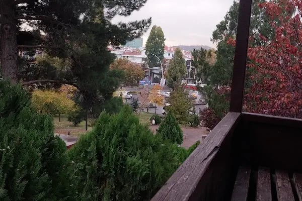 Hasan Esat Işık Parkı - Resim 4
