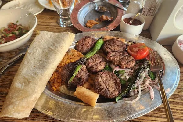 ENRA KEBAP | BAYRAKLI KEBAP | BAYRAKLIDA KEBAP | BAYRAKLIDA KEBAP NEREDE YENİR | - Resim 10
