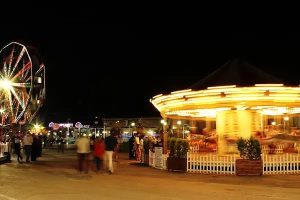 İnegöl Lunapark Cevahir Eğlence Merkezi - Resim 2