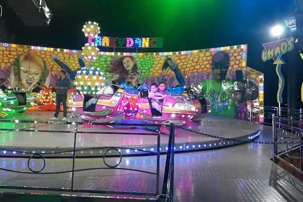 İnegöl Lunapark Cevahir Eğlence Merkezi - Resim 17