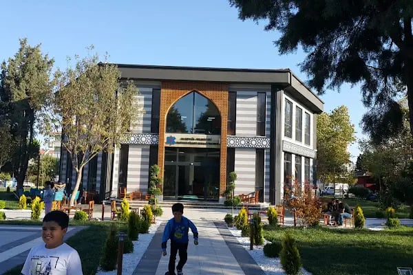 Balıkesir Millet Kıraathanesi - Resim 5