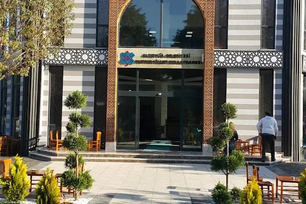 Balıkesir Millet Kıraathanesi - Resim 15