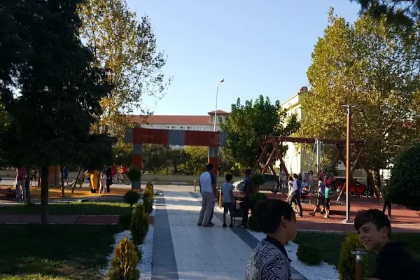 Balıkesir Millet Kıraathanesi - Resim 20