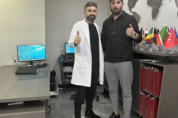Avicenna Hastanesi Saç Ekim Merkezi - Resim 4