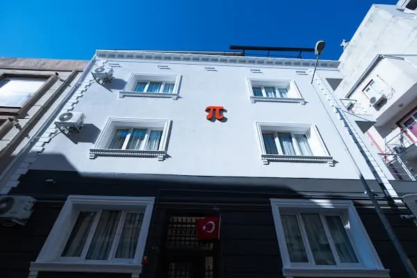 Pi Park Hotel - Resim 1