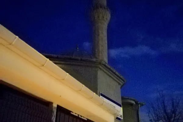 A. Menderes Mer. Cami - Resim 3