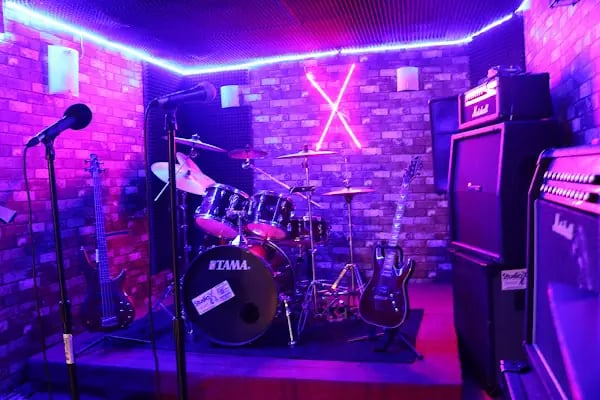 Studio X - Resim 14