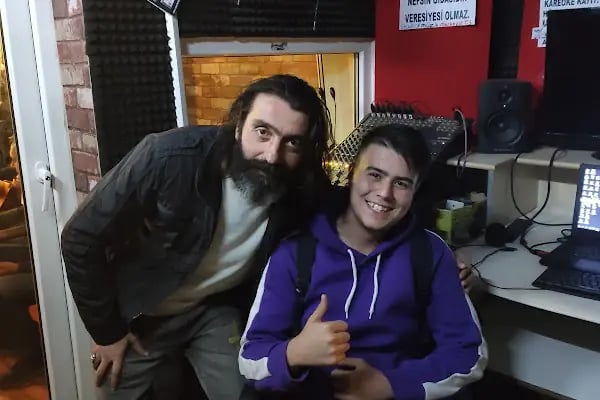 Studio X - Resim 13