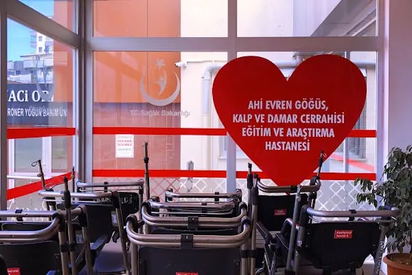 Sağlık Bilimleri Üniversitesi Ahi Evren Göğüs Kalp ve Damar Cerrahisi Eğitim ve Araştırma Hastanesi - Resim 19
