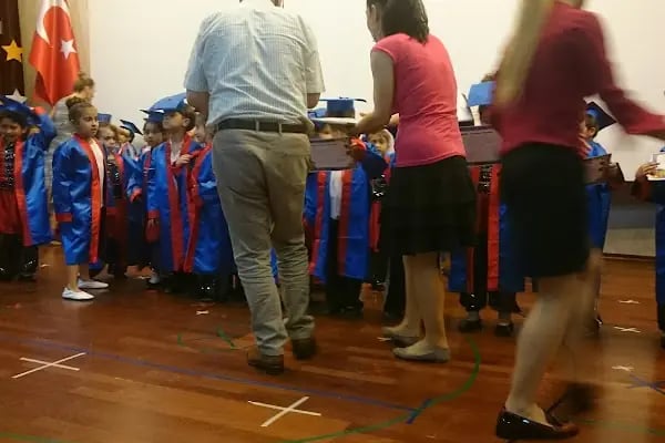 Uğur Oral Kültür Merkezi - Resim 19