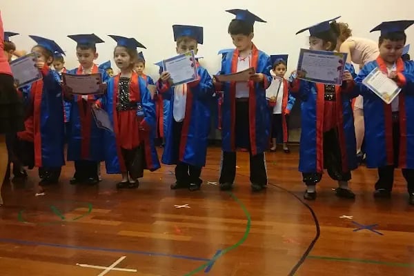 Uğur Oral Kültür Merkezi - Resim 17