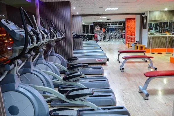 Self Wellness | Pilates & Training Studio | Reformer | Zumba | Yoga | Personal Trainer - Resim 16