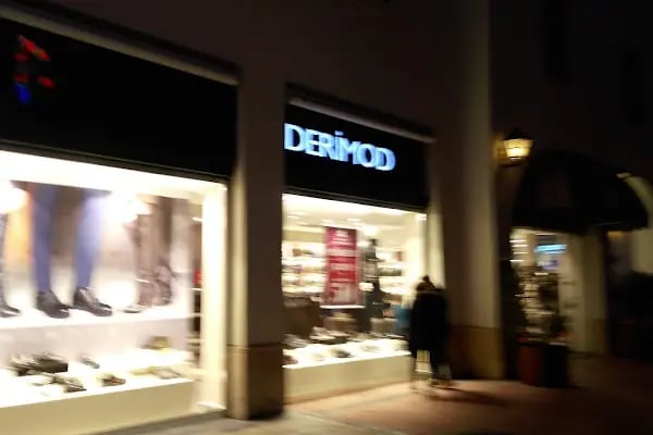 Derimod - Forum Bornova - Resim 5