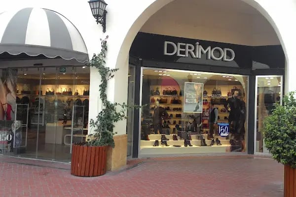 Derimod - Forum Bornova - Resim 3