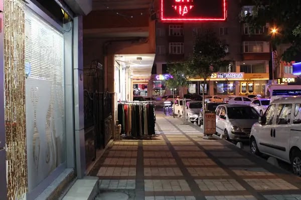 Altınbaş Kuaför Salonu - Resim 1