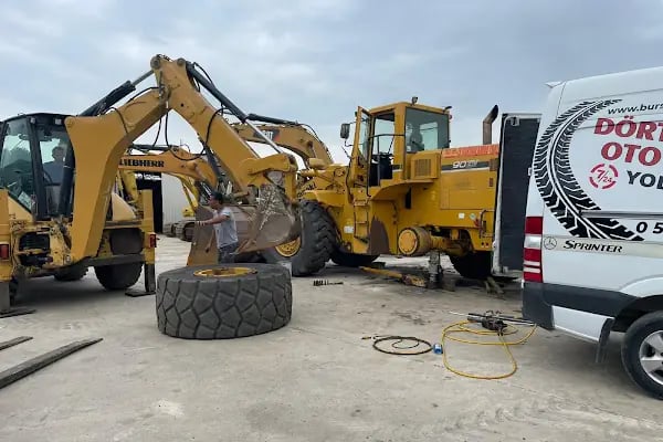 Dört Mevsim Oto Lastik - Bursa Nöbetçi Lastikçi 7/24 Mobil Yol Yardım Lastik ve Oto Çekici hizmeti - Resim 20