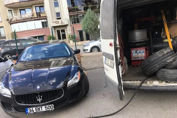 Dört Mevsim Oto Lastik - Bursa Nöbetçi Lastikçi 7/24 Mobil Yol Yardım Lastik ve Oto Çekici hizmeti - Resim 16
