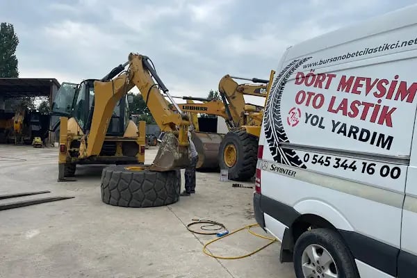 Dört Mevsim Oto Lastik - Bursa Nöbetçi Lastikçi 7/24 Mobil Yol Yardım Lastik ve Oto Çekici hizmeti - Resim 15