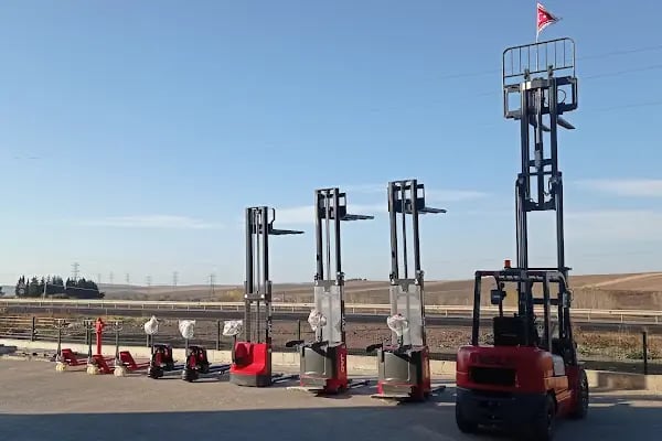 MAVİ AY İŞ MAKİNALARI - Resim 2
