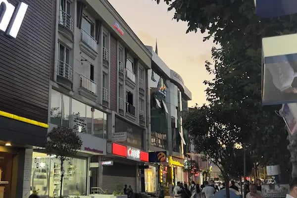 Güneşli Meydan Parkı - Resim 18