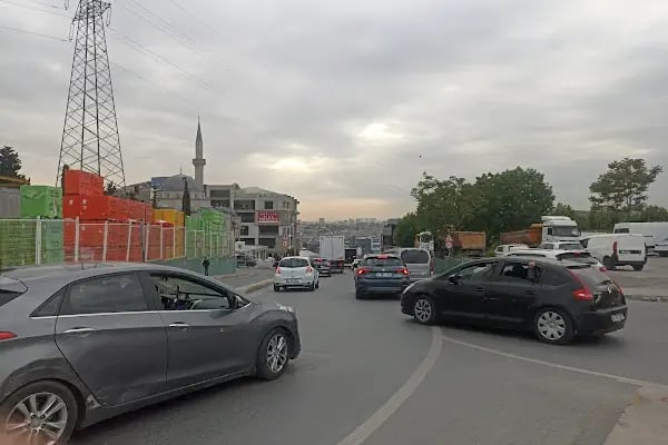 Mahmutbey Mezarlığı - Resim 5