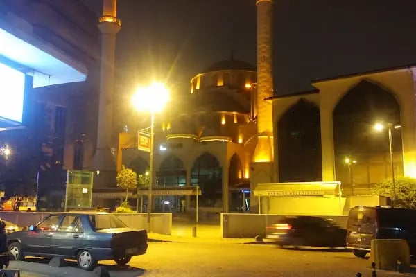 Esenler Merkez Camii - Resim 6