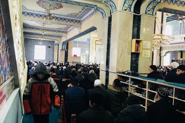 Esenler Merkez Camii - Resim 17